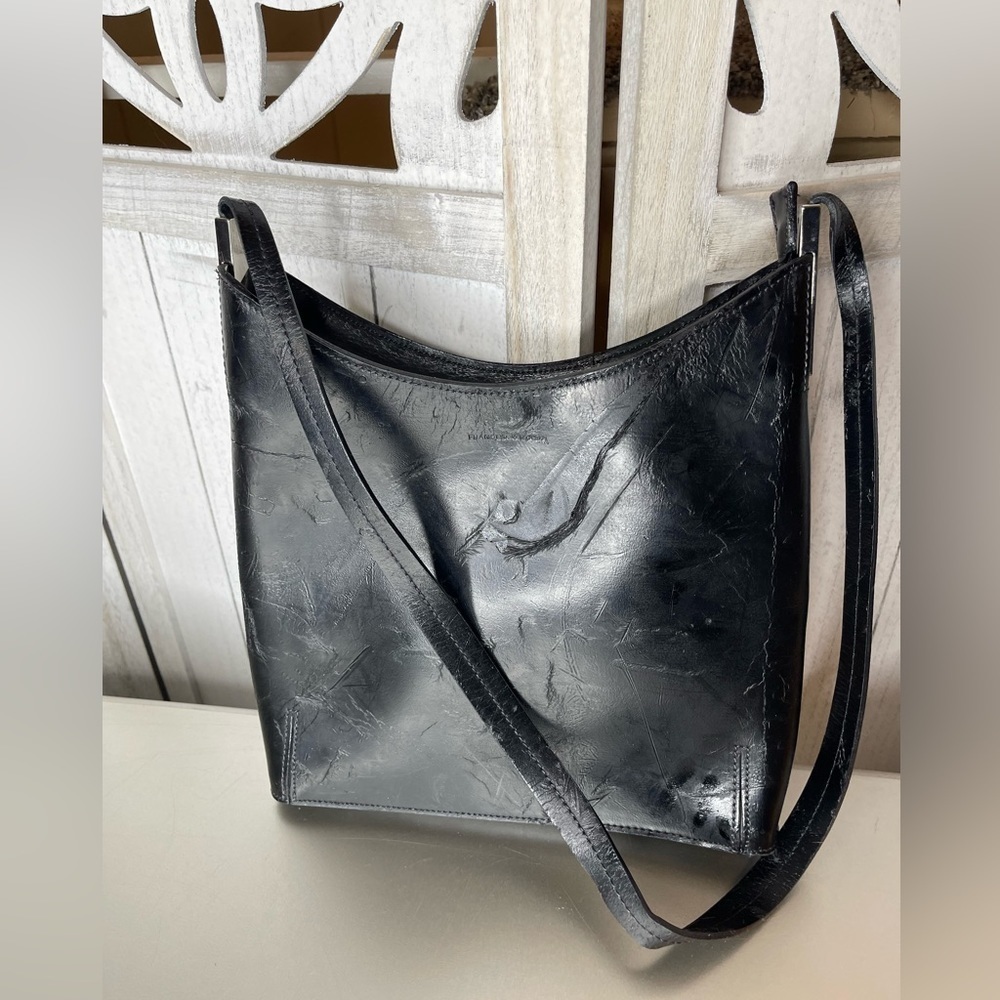 Francesco Biasia Womens Textured Leather Zip Top Shoulder Bag Handbag Black